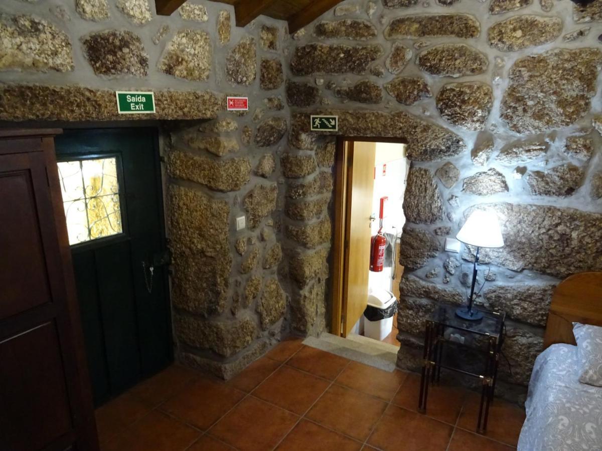 Refugio Rural No Geres - Casa Araujo De Sousa Терас де Буро Екстериор снимка