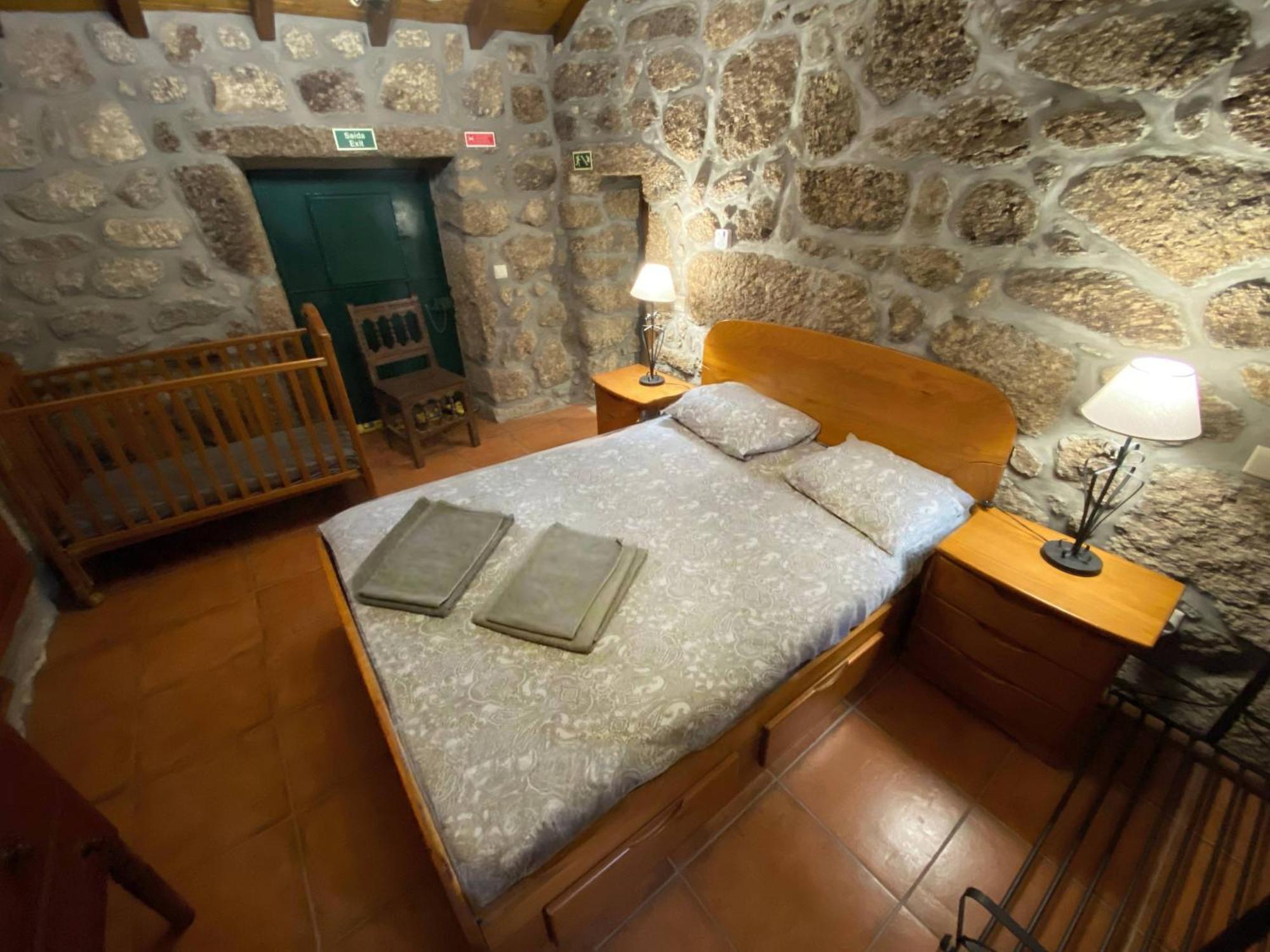 Refugio Rural No Geres - Casa Araujo De Sousa Терас де Буро Екстериор снимка